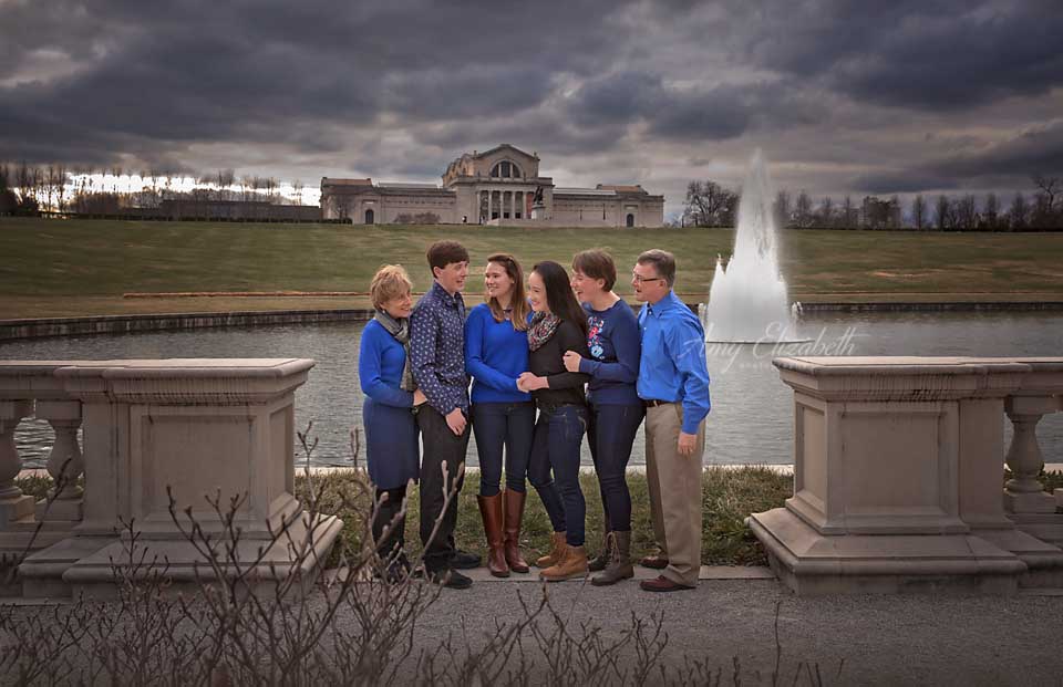 Art Hill Family Pictures – St. Louis Photographer